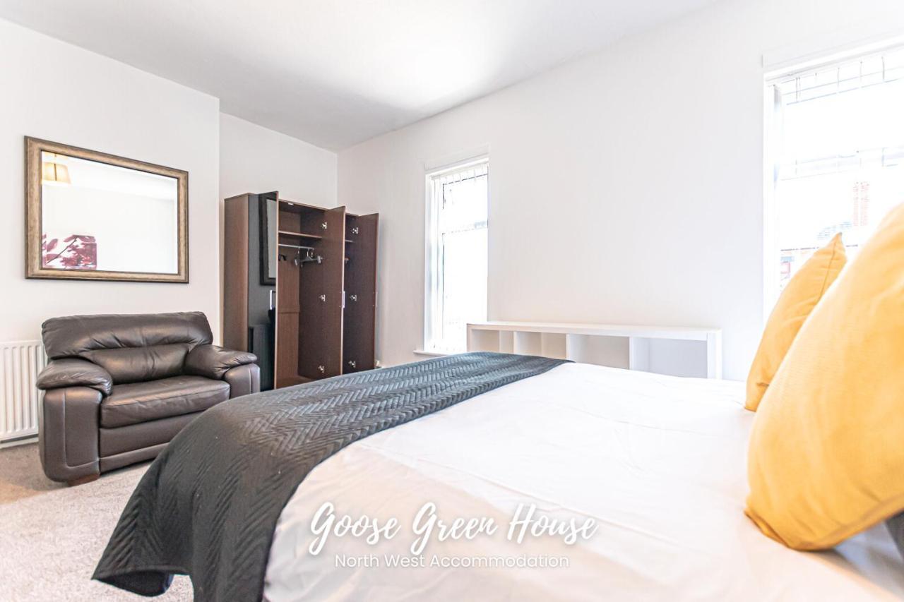 וויגאן Goose Green Contractor Accommodation מראה חיצוני תמונה